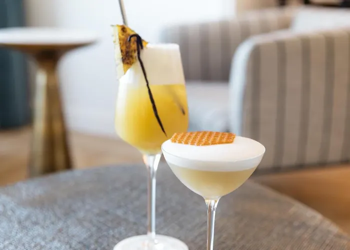 Hotel Maison Douce Epoque - Deauville 5*